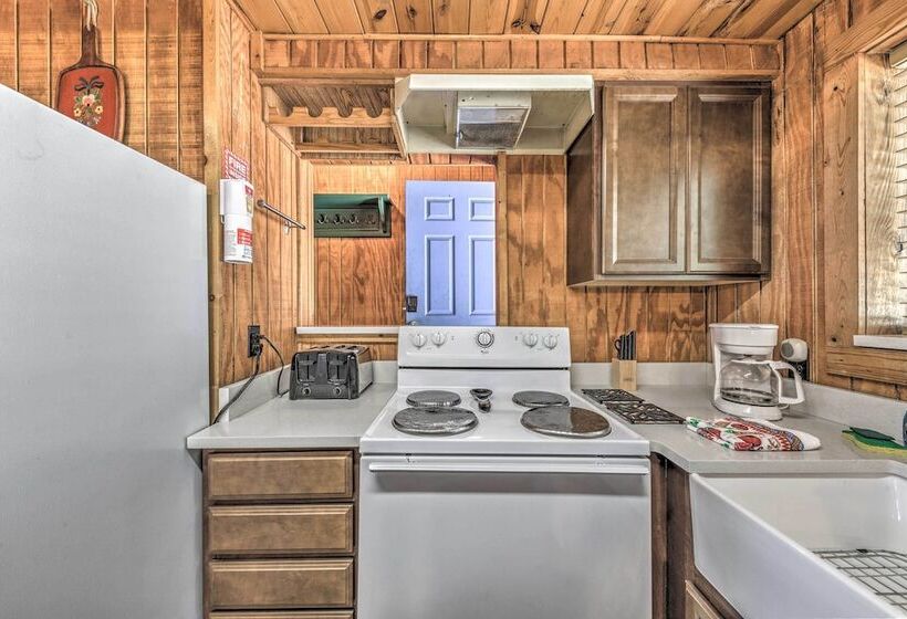 Peaceful & Private Cloudcroft Cabin With Deck!