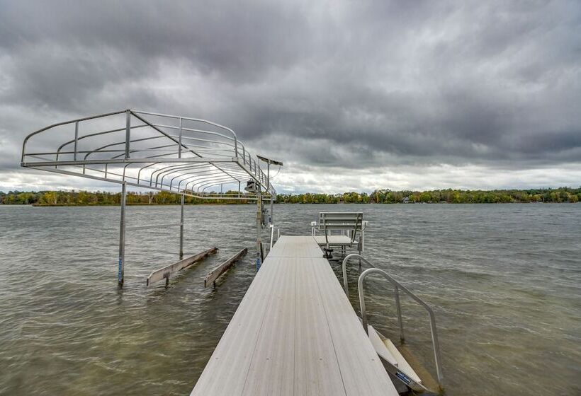 Pequot Lakes Retreat W/ Beach + Fire Pit!