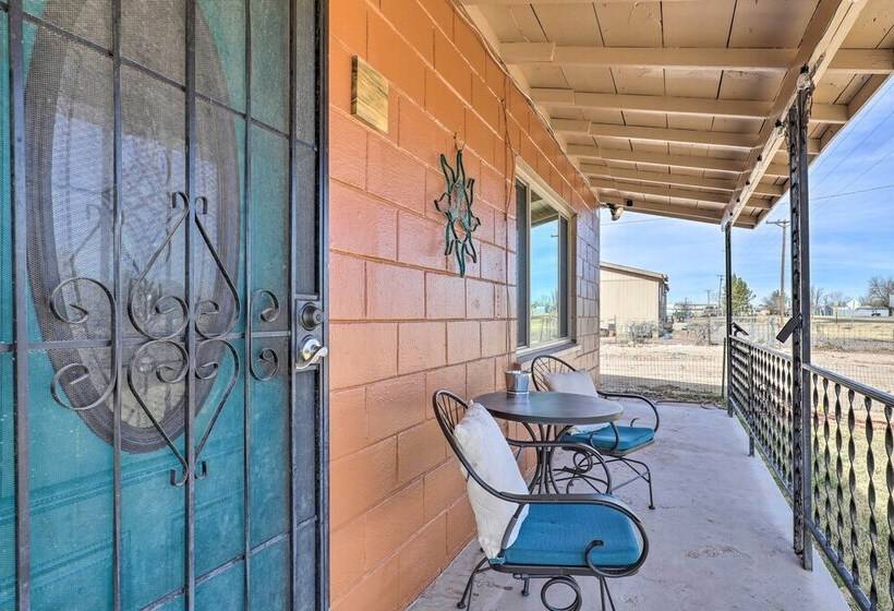 Pet Friendly Abode W/ Yard, Near Outdoor Hotspots!