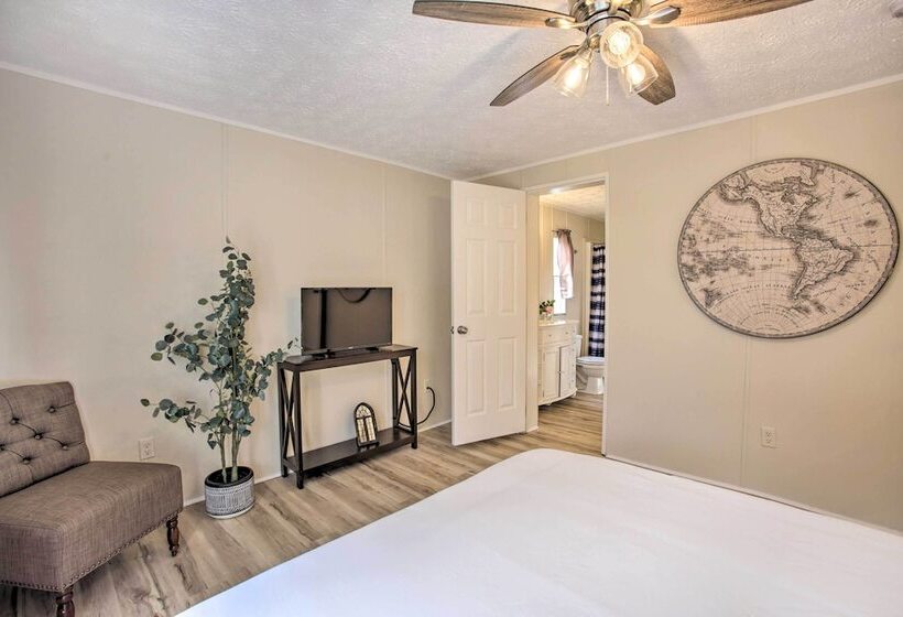 Pet Friendly Covington Home W/ Decks + Grill!