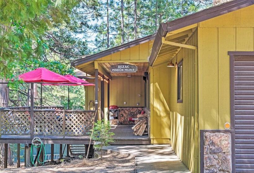 Home W/ Serene Deck In Twain Harte!