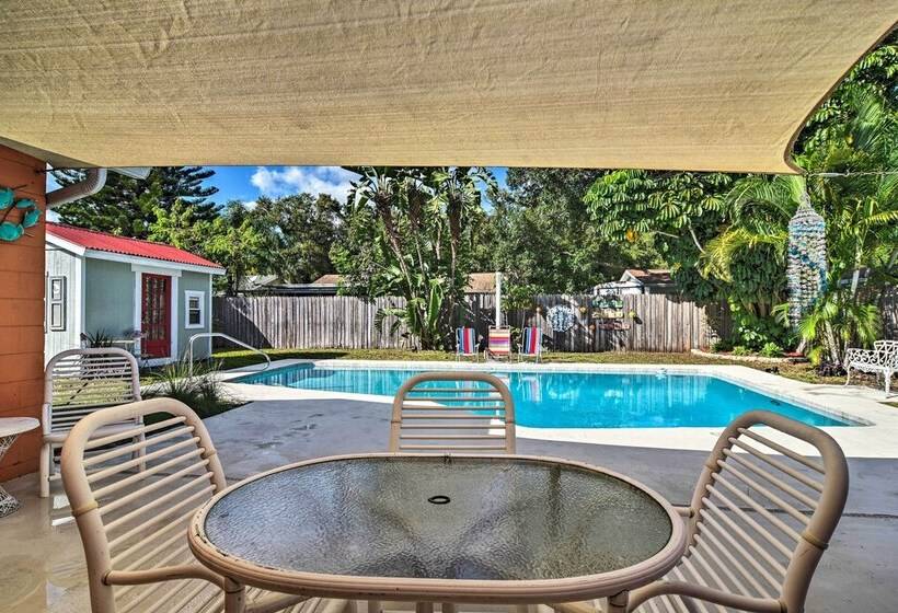 Seminole Retreat W/ Pool ~ 6 Mi To Beaches