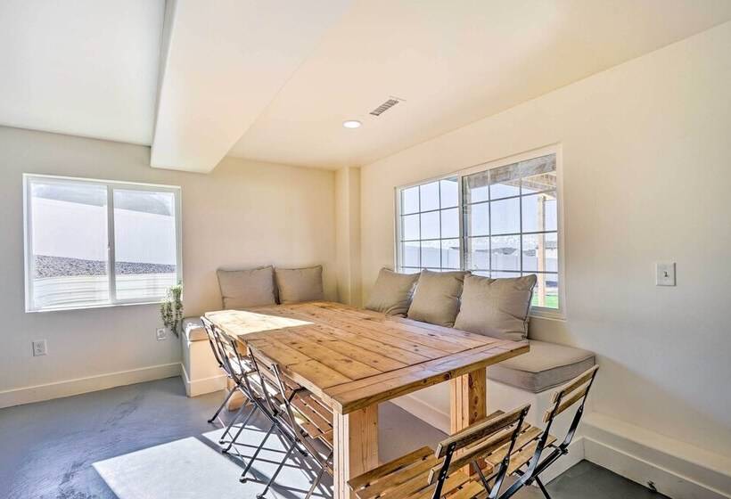 Picturesque Lake Point Home W/ Shared Yard!