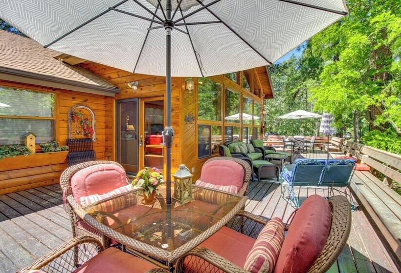 Pinetop Cabin W/ Golf Course Patio On 8th Green!