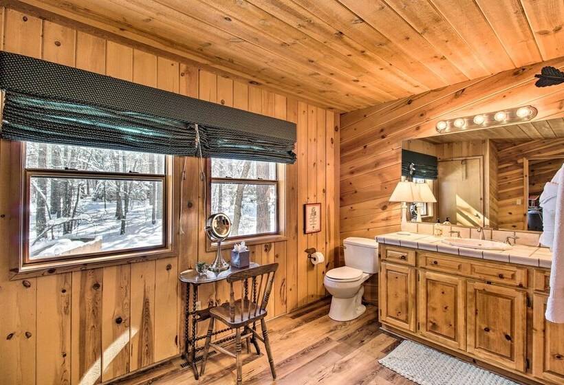 Pinetop Cabin W/ Golf Course Patio On 8th Green!