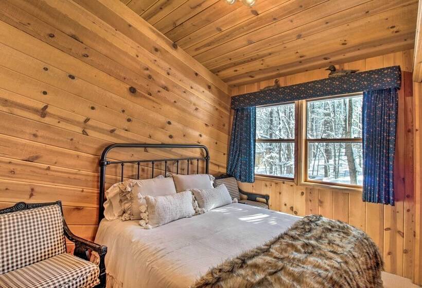 Pinetop Cabin W/ Golf Course Patio On 8th Green!