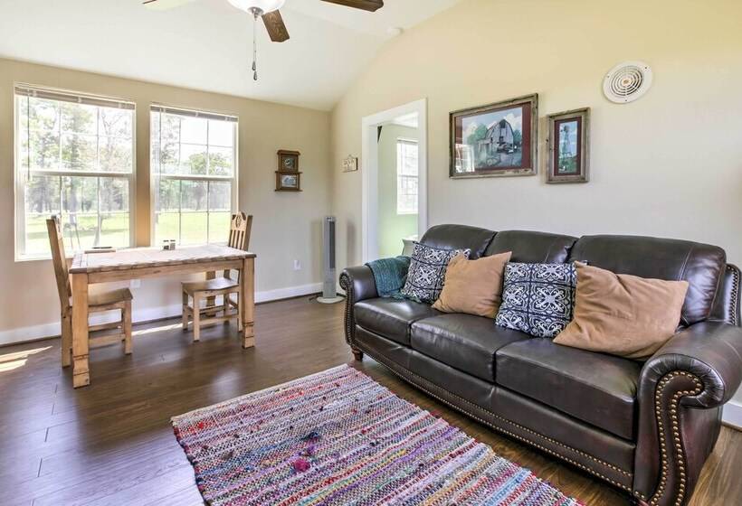 Tranquil Plantersville Cabin: Farm Animals On Site