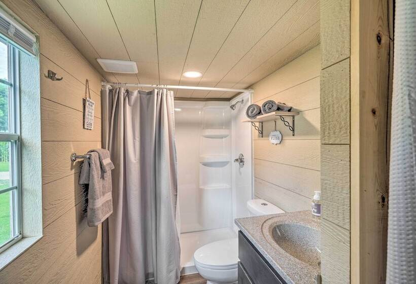 Quaint Montezuma Cabin Near Lake Ponderosa!