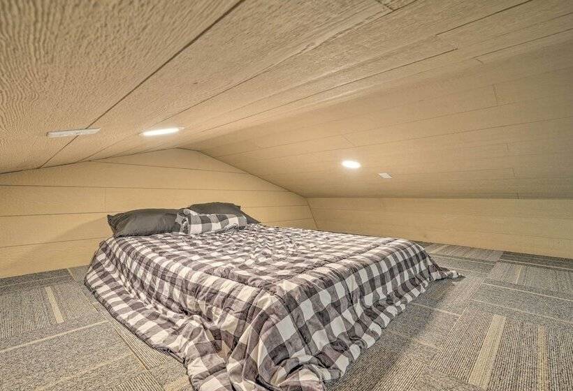 Quaint Montezuma Cabin Near Lake Ponderosa!