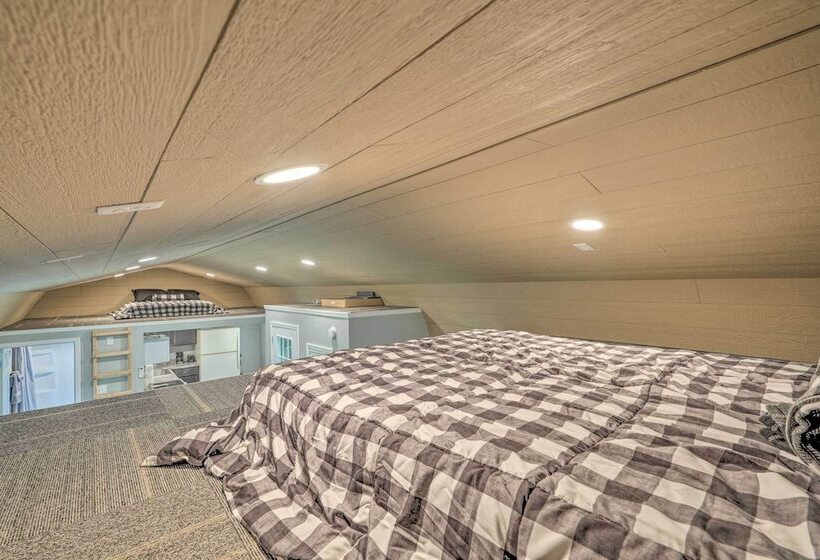 Quaint Montezuma Cabin Near Lake Ponderosa!