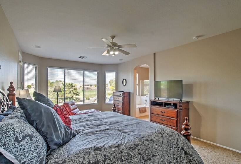 Queen Creek Home: Private Pool + Golf Course View!