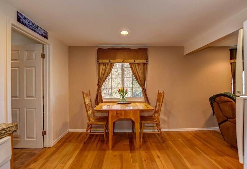 Quiet Cabin In The Pines By Dwtn Prescott!