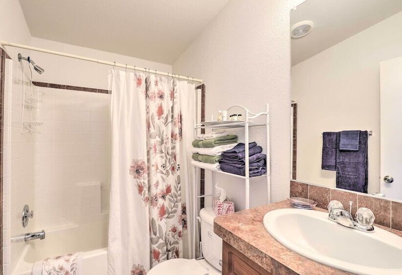 Quiet Tombstone Retreat ~ 3 Mi To Historic Dtwn!