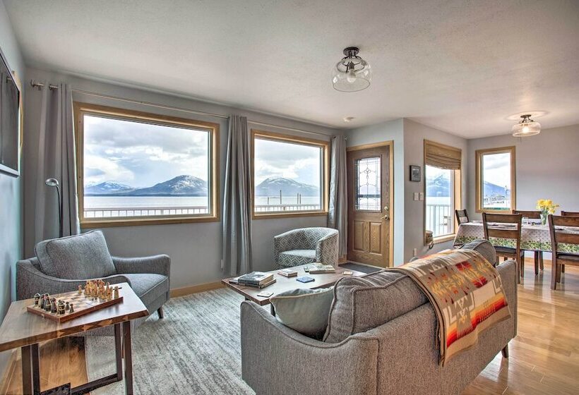 Remote Island Escape W/ Breathtaking Views