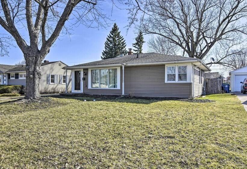 Buffalo Getaway W/ Charcoal Grill & Patio!