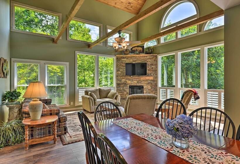 Renovated Home W/ Private Dock On Watauga Lake