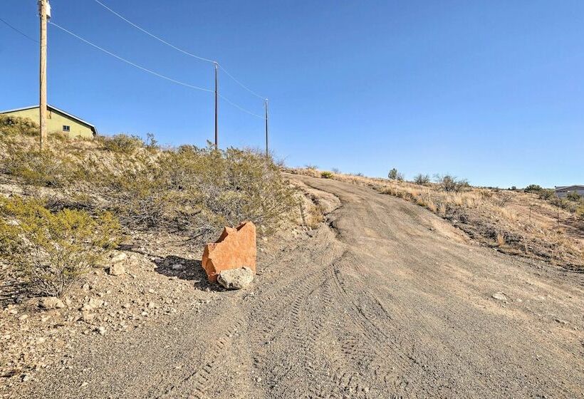 Mtn View Home W/ Fenced Backyard In Rimrock!