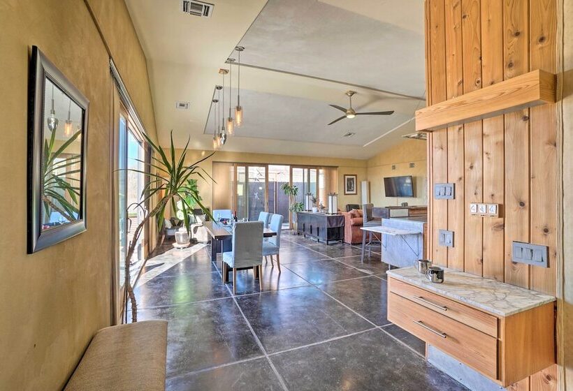 Mtn View Home W/ Fenced Backyard In Rimrock!