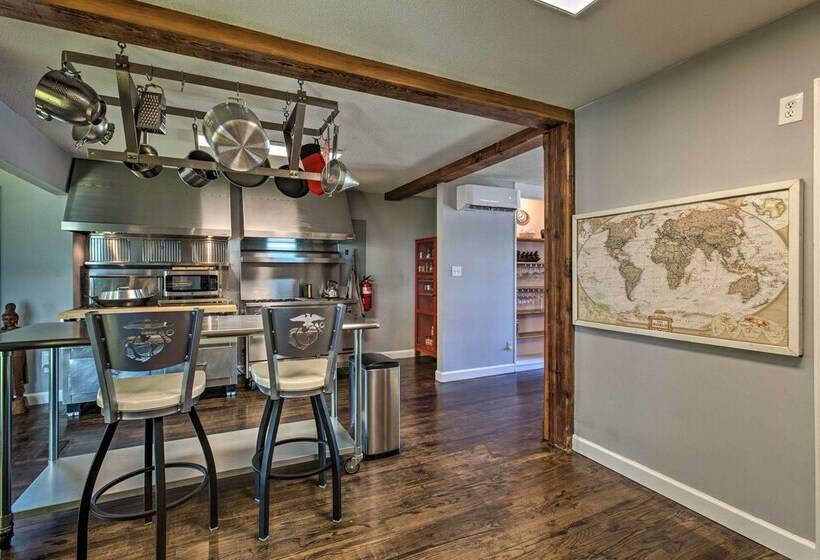 Riverfront New Bern House: Gourmet Kitchen & View!