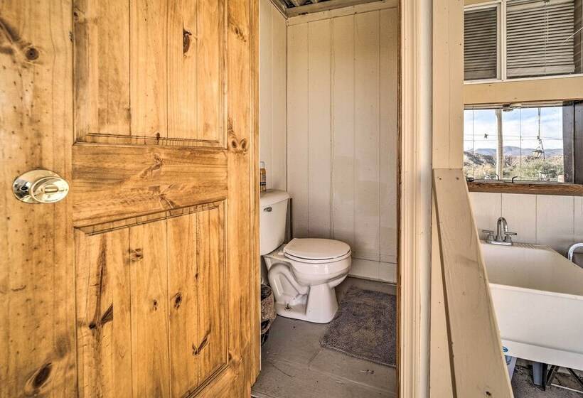 Roosevelt Retreat W/ Fire Pit ~ 3 Mi To Lake!