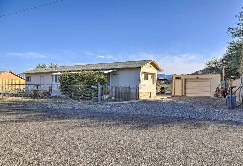 Roosevelt Retreat W/ Fire Pit ~ 3 Mi To Lake!