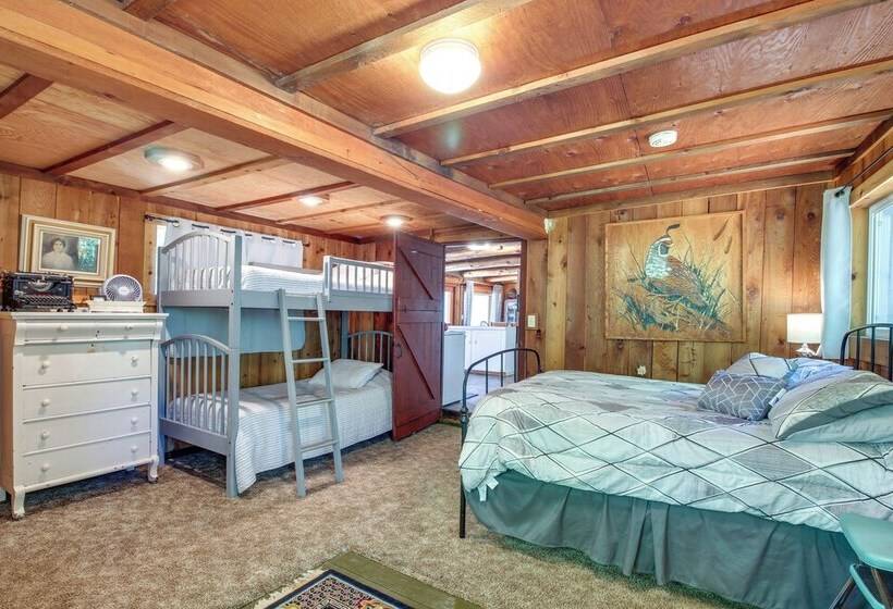 Rustic Bandon Log Cabin On 5 Acres Of Woodlands!