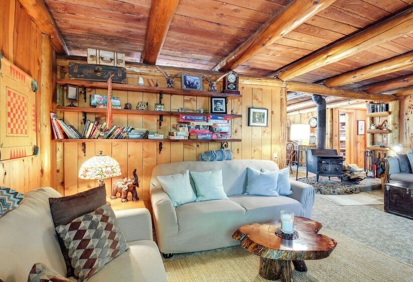 Rustic Bandon Log Cabin On 5 Acres Of Woodlands!