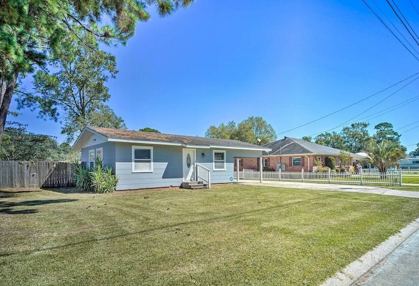 Rustic Fleur De Lis  Charming New Iberia Gem