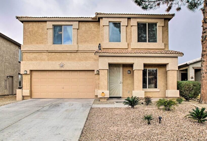 San Tan Mountain Escape W/ Patio & Pool Access!