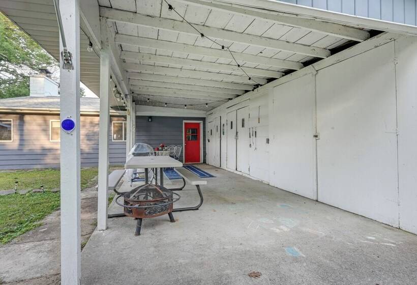 Seasonal Lakefront Tawas City Home W/ Grill!