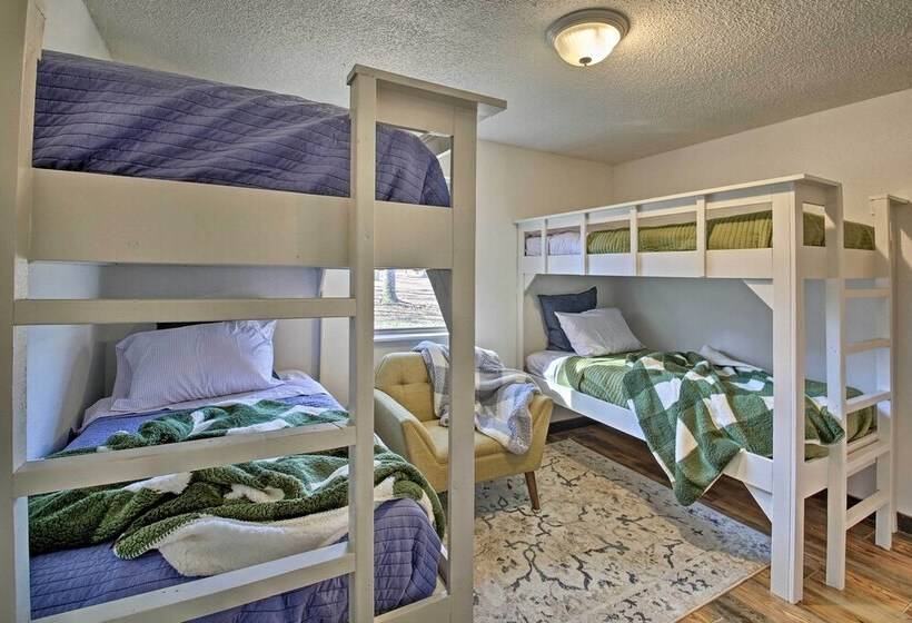 Secluded Boles Home Near River: Pets Welcome!