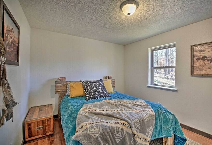 Secluded Boles Home Near River: Pets Welcome!