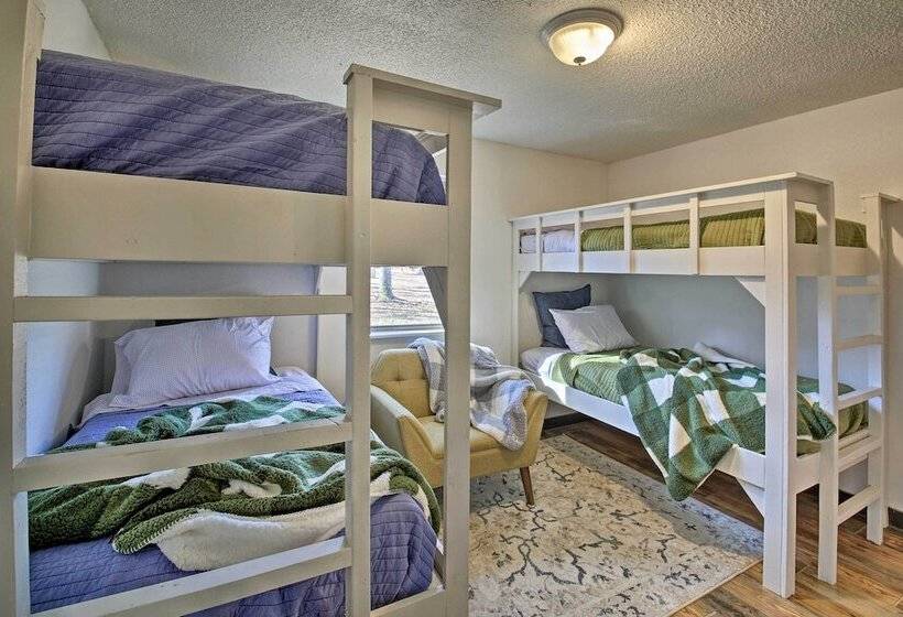 Secluded Boles Home Near River: Pets Welcome!