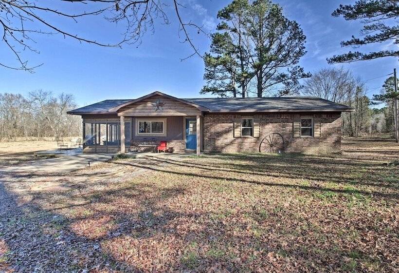 Secluded Boles Home Near River: Pets Welcome!