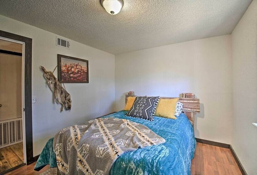 Secluded Boles Home Near River: Pets Welcome!