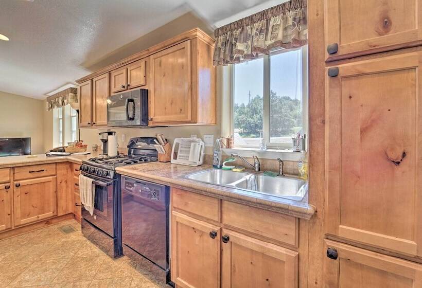 Secluded Durango Cabin ~ 11 Mi To Downtown!