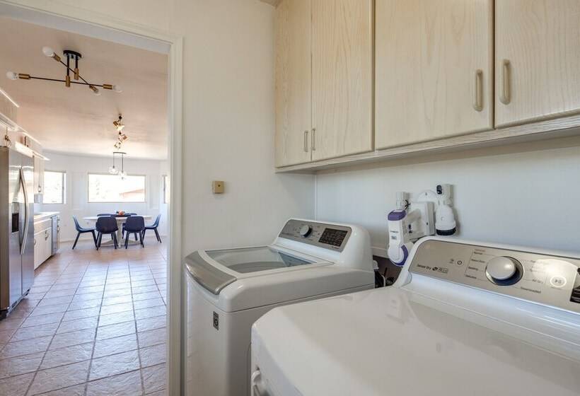 Secluded Sedona Retreat W/ Red Rock Views!