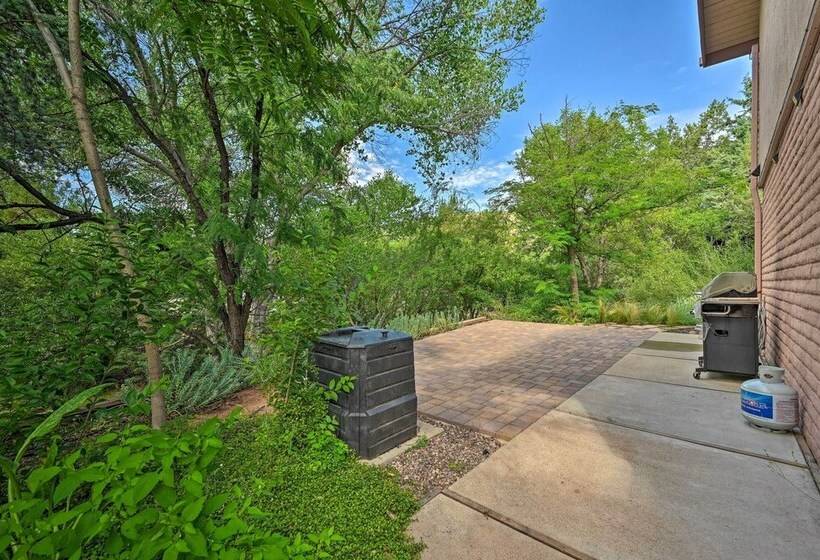 Sedona Hideaway W/ Swim Spa & Private Tavern!