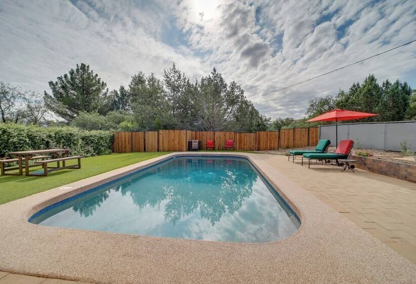 Sedona Home On 1 Acre W/ Pool+red Rock Views!
