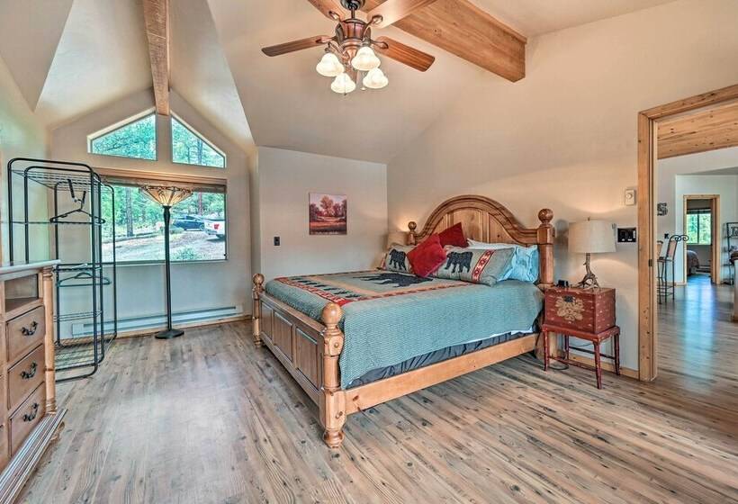 Fire Pit, Deck & Grill: Serene Prescott Cabin!