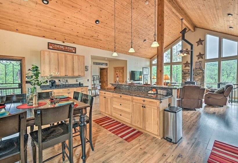 Fire Pit, Deck & Grill: Serene Prescott Cabin!