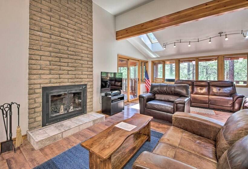 Serene Greer Cabin W/ Grill ~ 12 Mi To Skiing!