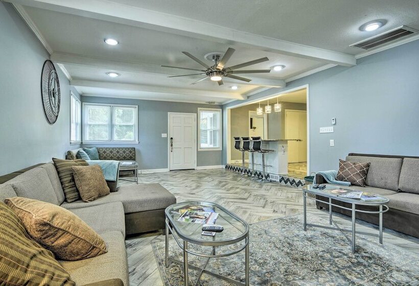 Serene Home On Pond 5 Mi To Dtwn Greensboro