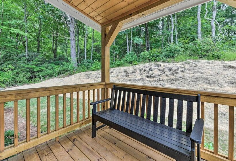 Spacious Blue Ridge Abode W/ Private Pond!