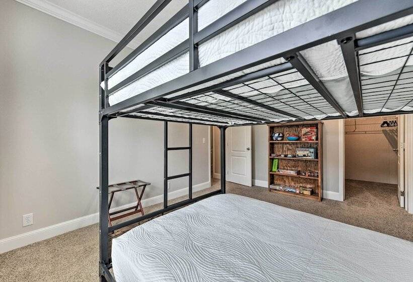 Spacious Blue Ridge Abode W/ Private Pond!