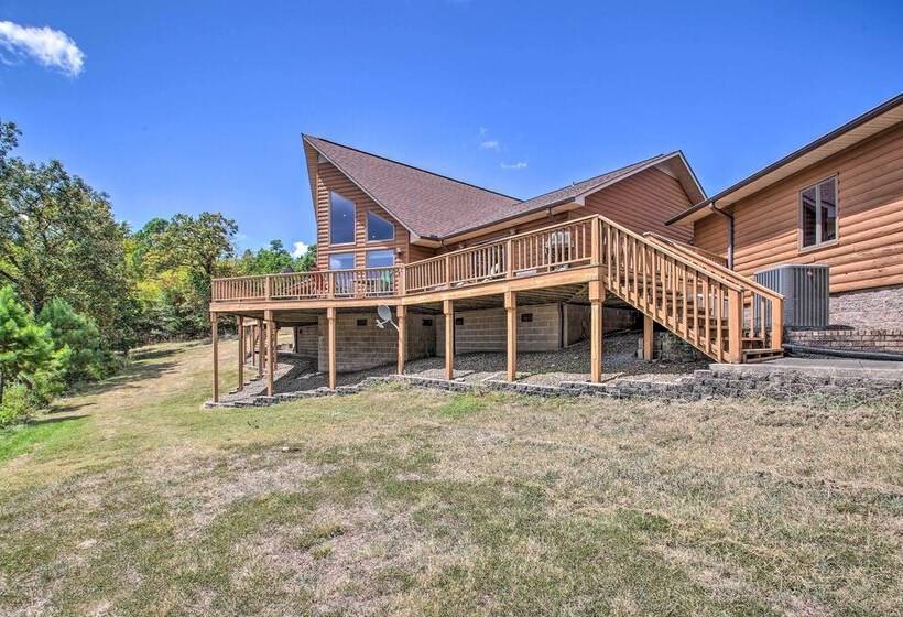 Spacious House W/ Wraparound Deck + Mtn Views!