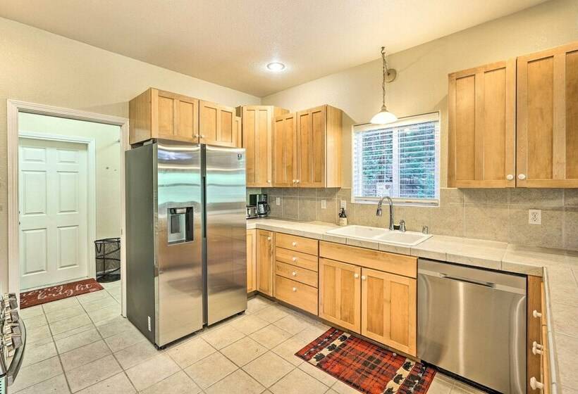 Sonora Home W/ Pool Table, Grill & 2 Balconies