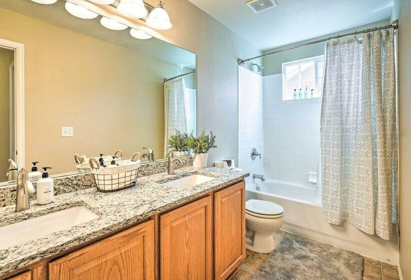 Spacious Springs Home + Patio ~ 10 Mi To Dtwn