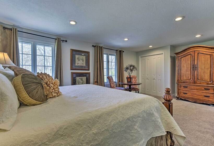 Spring Creek Retreat On 25 Acres W/mountain Views!