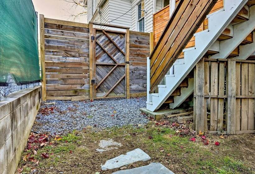 Stylish Newark Home W/ Deck < 14 Mi To Nyc!